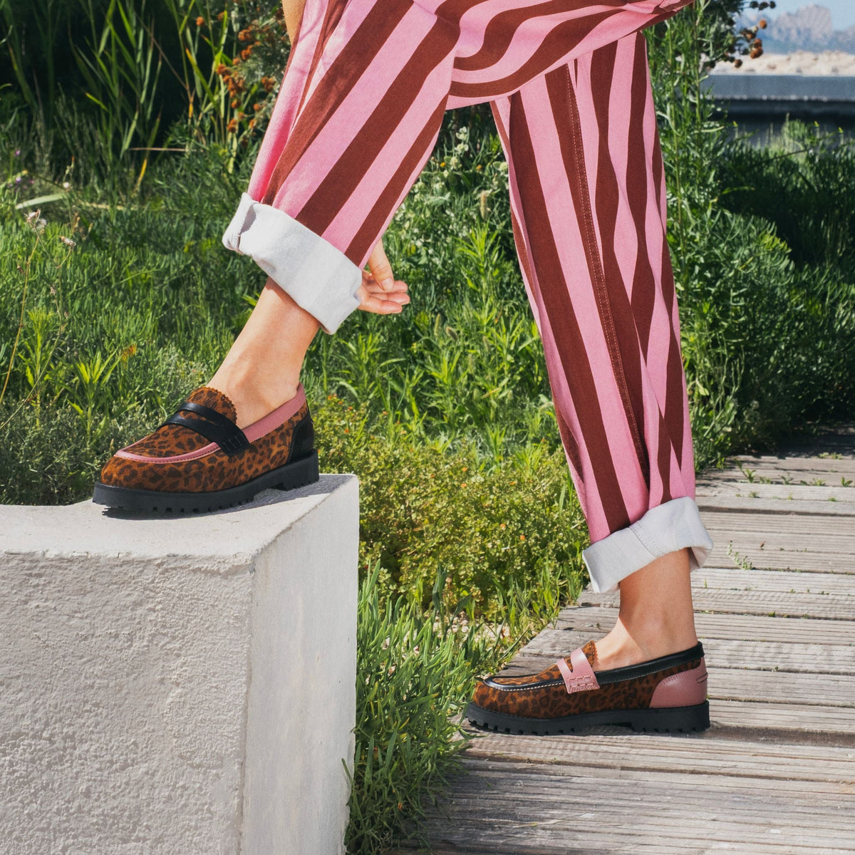 Leo Charm – CAVAL
